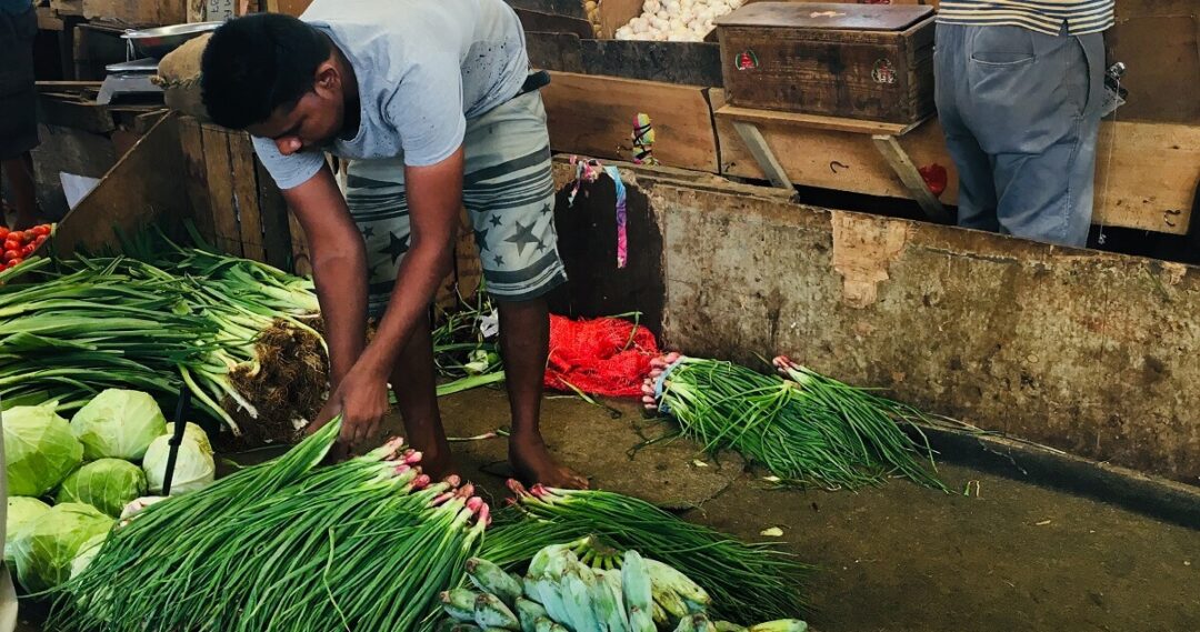 Sri Lanka Veg market scene